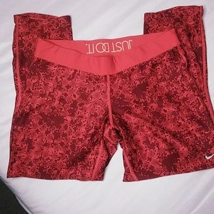 Nike  Capri leggings